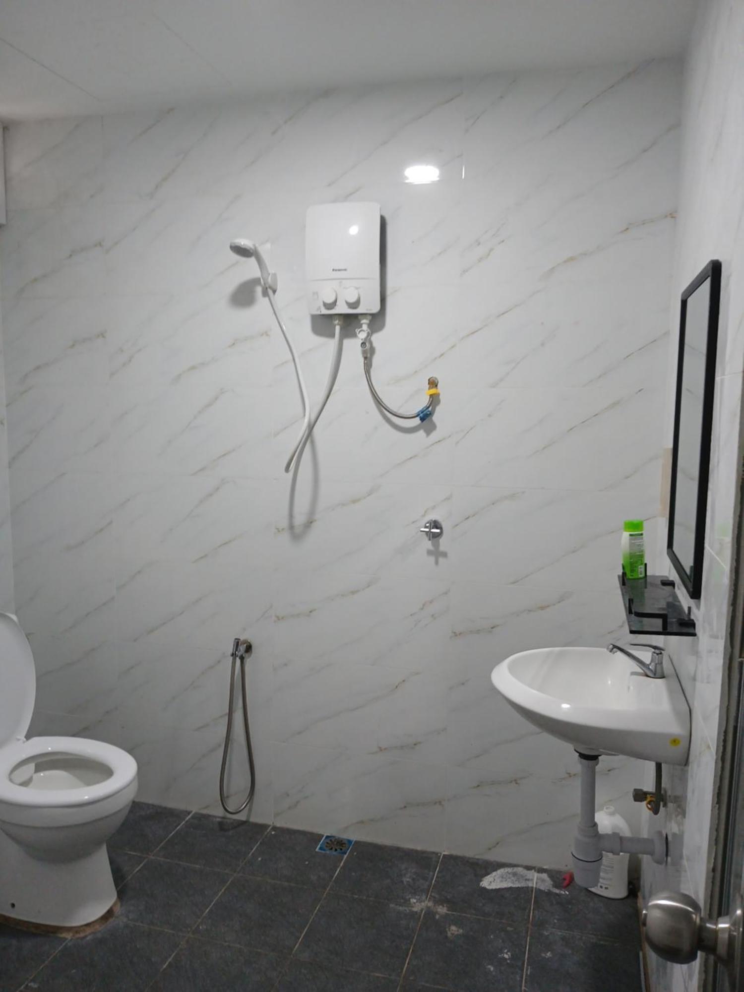 Enviropath Hotel Bayan Lepas Kültér fotó
